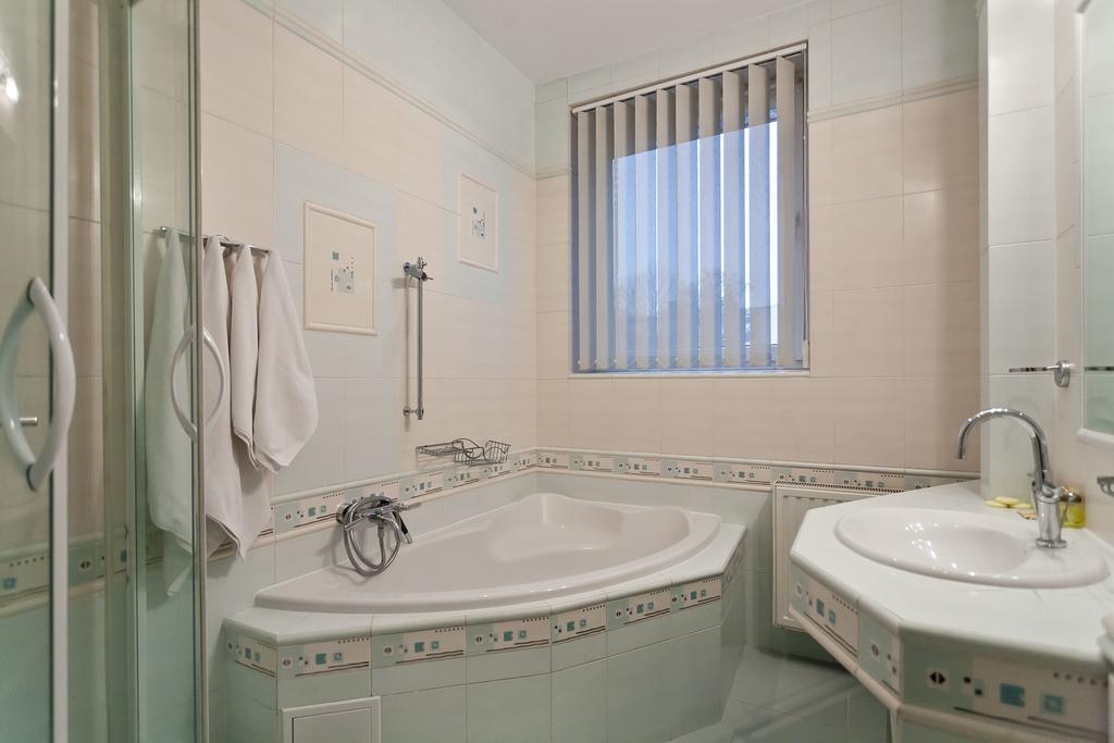 Apartamenty Kamienica Kazimierz Kraków Rum bild